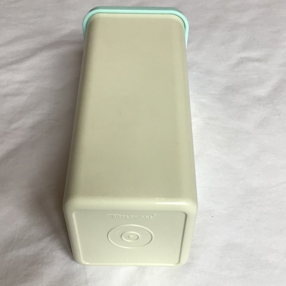 Tupperware - Cheese storage container - Picture 5 of 5
